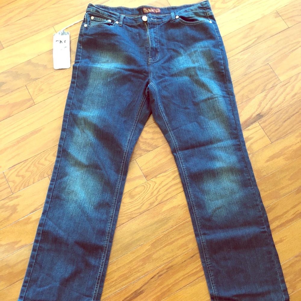 SKY Jeans